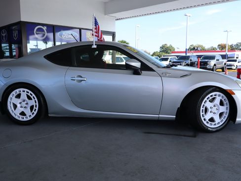 Used 2013 Scion FR-S 2dr Cpe Man (Natl) image 4