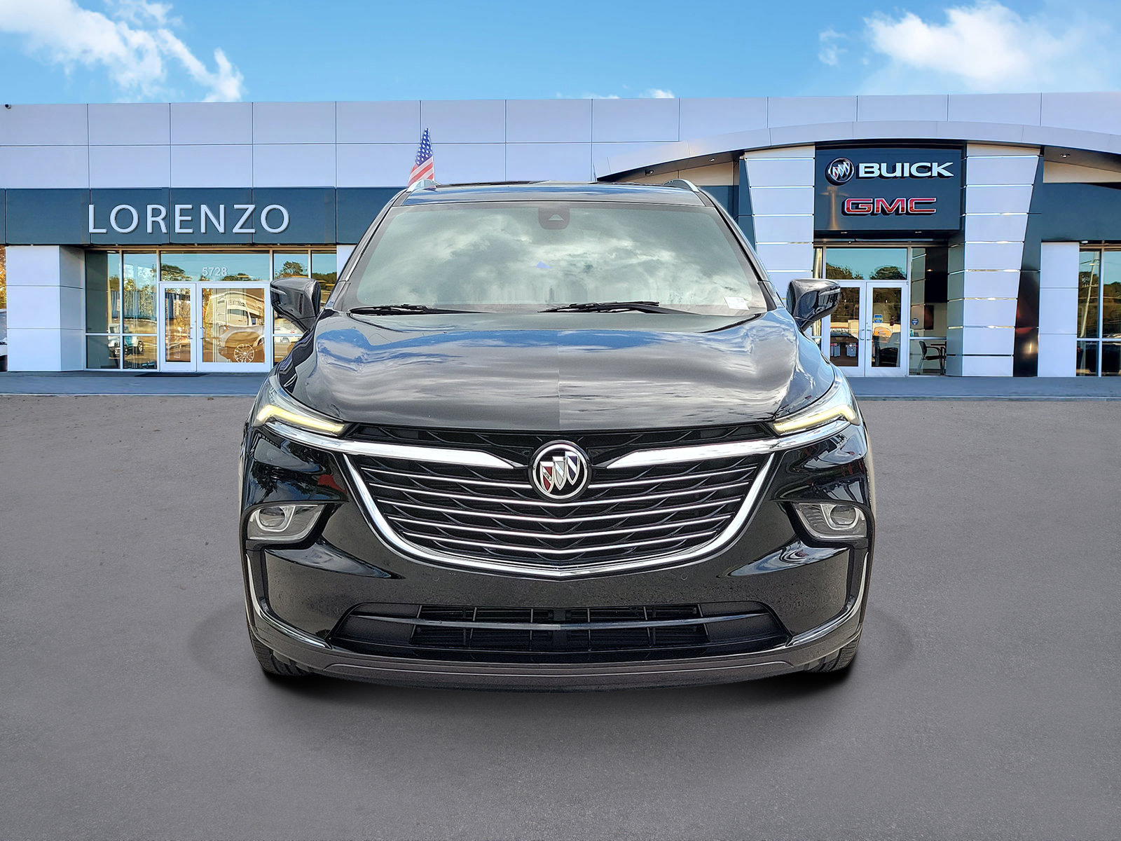 Used 2022 Buick Enclave Essence FWD image 2