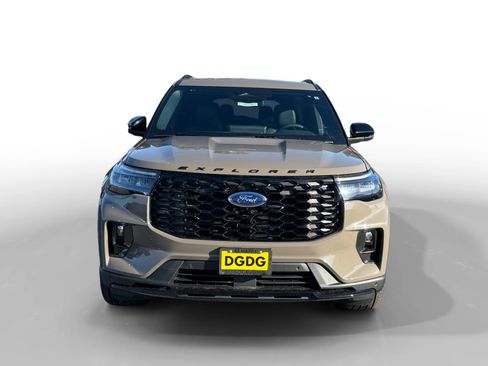 New 2026 Ford Explorer ST-Line w/ ST-Line Street Pack image 8