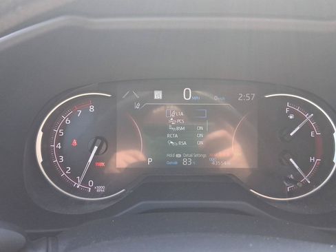 Used 2025 Toyota RAV4 XLE AWD/4WD image 16