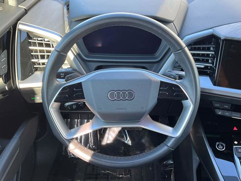 Used 2024 Audi Q4 e-tron Premium Plus image 24
