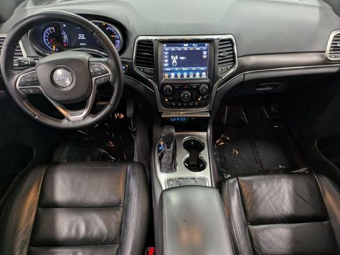 Used 2018 Jeep Grand Cherokee Limited image 24