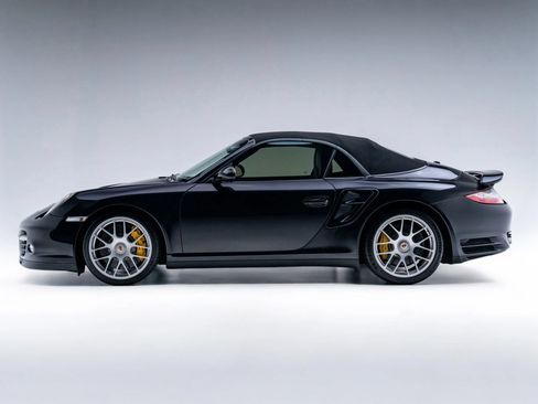 Used 2011 Porsche 911 Turbo AWD/4WD image 12