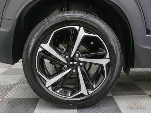 Used 2022 Chevrolet TrailBlazer RS w/ Technology Package AWD/4WD image 15