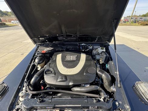 Used 2013 Mercedes-Benz G 550 image 32