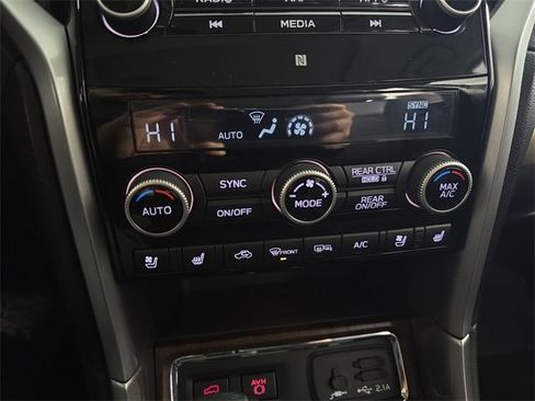 Used 2022 Subaru Ascent Touring image 15