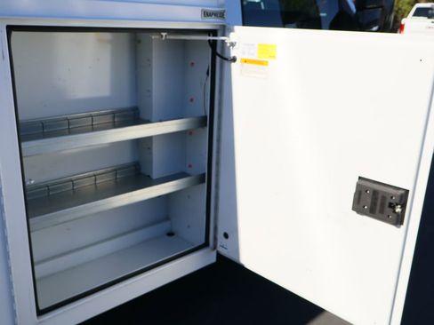 Used 2023 GMC Savana 3500 w/ Power Convenience Package image 28