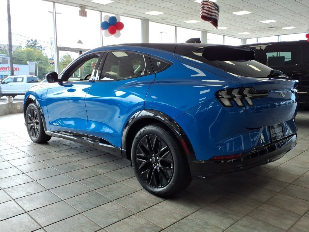 New 2025 Ford Mustang Mach-E Premium w/ Sport Appearance Package AWD/4WD image 4