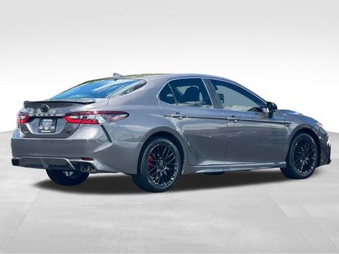 Used 2023 Toyota Camry SE FWD image 7