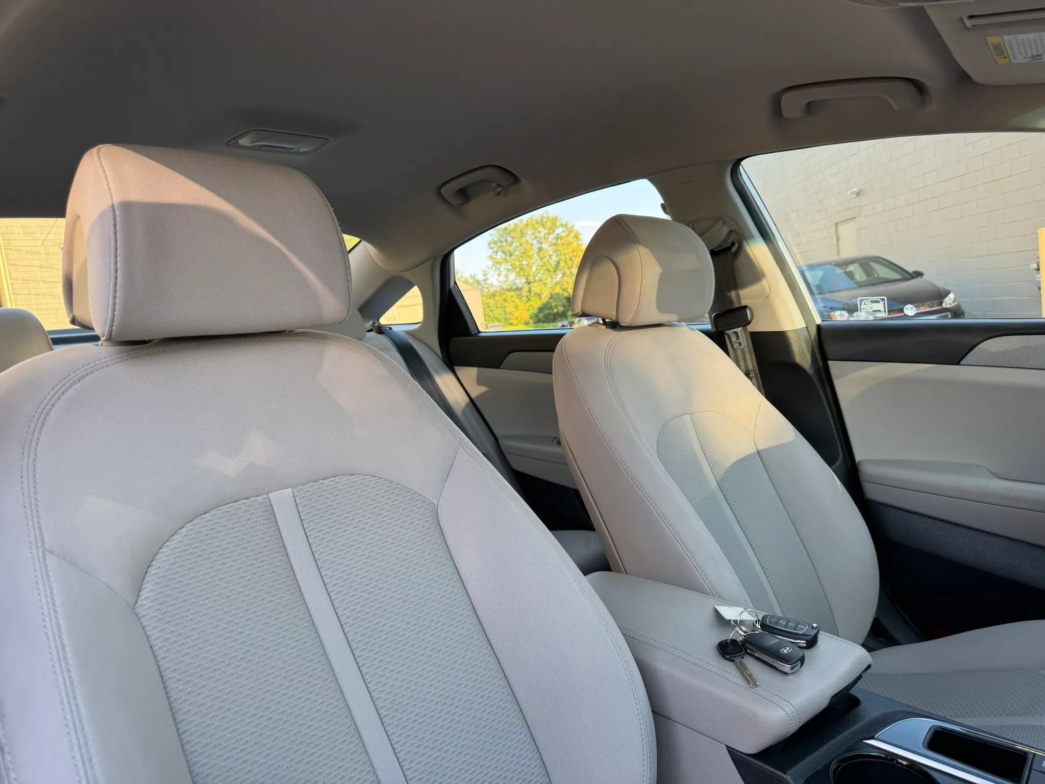 Used 2017 Hyundai Sonata SE w/ Winter Weather Package FWD image 26