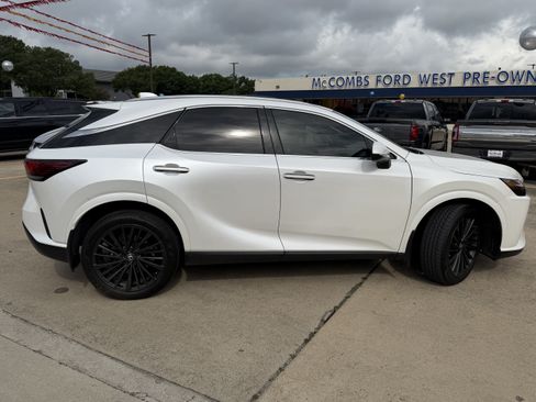 Used 2024 Lexus RX 350 Premium w/ Accessory Package (Z1) FWD image 4