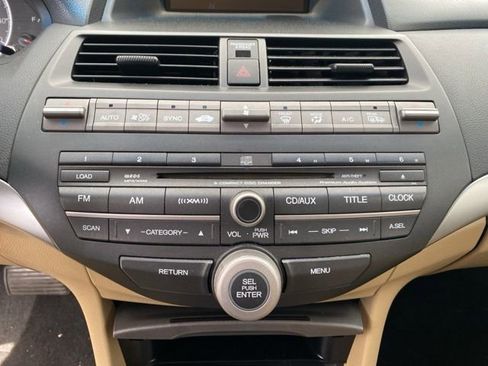 Used 2010 Honda Accord EX-L image 18