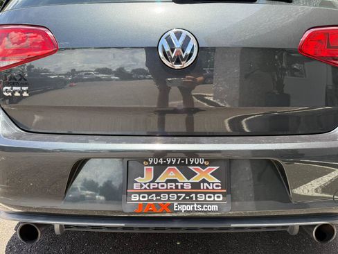 Used 2015 Volkswagen Golf 4-Door FWD image 6