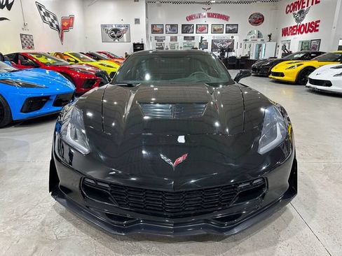 Used 2015 Chevrolet Corvette Z06 w/ 3LZ Preferred Equipment Group RWD image 6