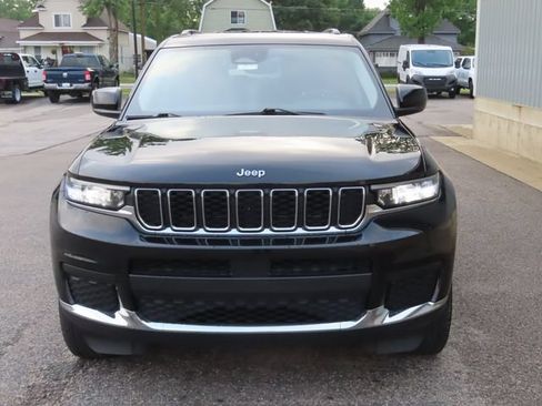 Used 2023 Jeep Grand Cherokee L Laredo w/ Luxury Tech Group I AWD/4WD image 10