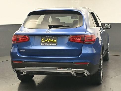 Used 2022 Mercedes-Benz GLC 300 w/ Premium Package Lite image 5