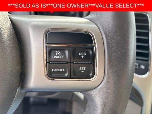 Used 2011 Jeep Grand Cherokee Laredo w/ Security & Convenience Group image 19