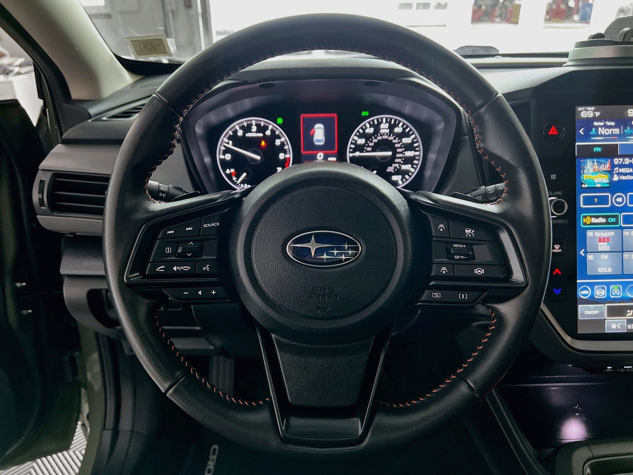 Used 2024 Subaru Crosstrek 2.5i Limited AWD/4WD image 11