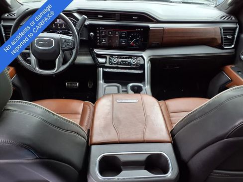 Used 2024 GMC Sierra 3500 Denali Ultimate image 12