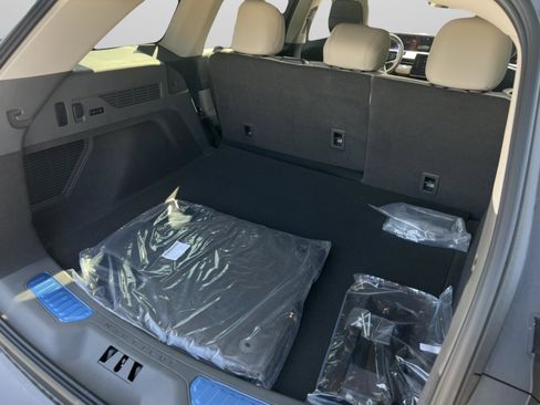 New 2025 Lincoln Nautilus Premier w/ Equipment Group 102A image 29