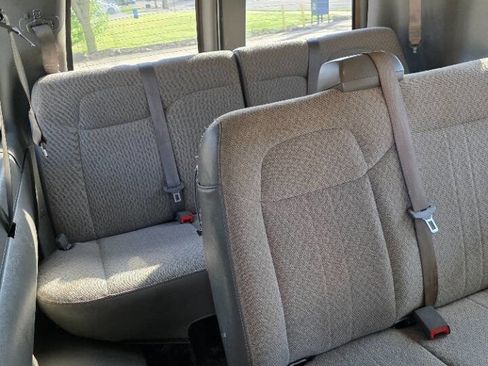 Used 2017 Chevrolet Express 3500 LT w/ LT Preferred Equipment Group image 15