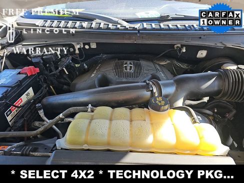 Used 2019 Lincoln Navigator Select w/ Technology Package image 17