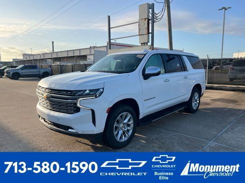 Used 2023 Chevrolet Suburban Premier RWD image 1