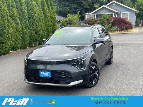 Used 2023 Kia Niro Wind FWD image 1