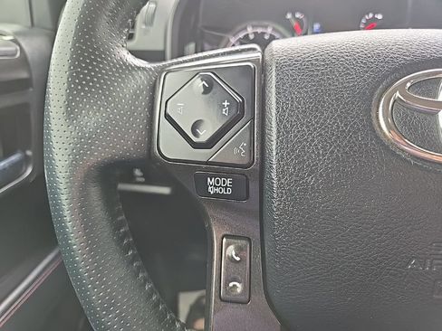 Used 2020 Toyota 4Runner TRD Off-Road Premium w/ Moonroof Package AWD/4WD image 41