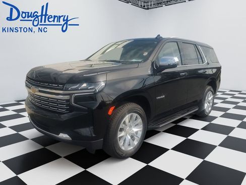 Used 2024 Chevrolet Tahoe Premier RWD image 1