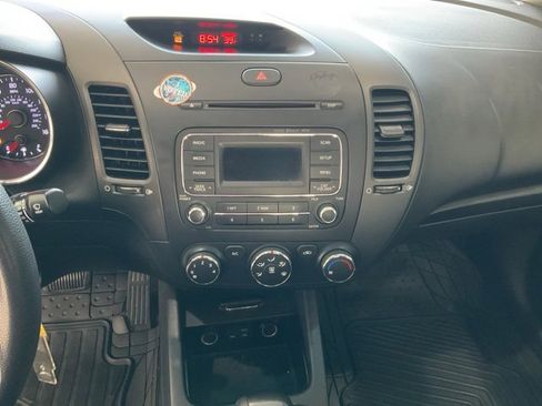 Used 2015 Kia Forte LX w/ Popular Package image 13