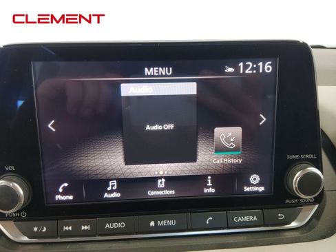 Used 2022 Nissan Rogue SV AWD/4WD image 21
