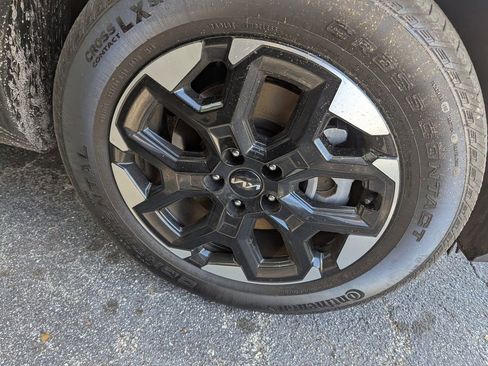 Certified 2025 Kia Sorento S w/ Panoramic Sunroof Package image 9