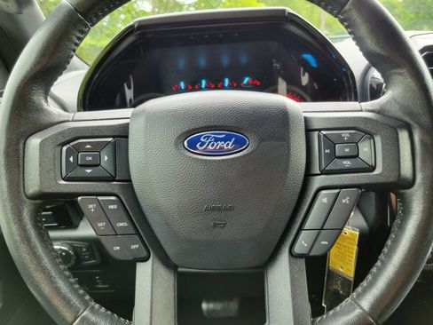 Used 2020 Ford F150 XLT w/ Equipment Group 302A Luxury AWD/4WD image 14