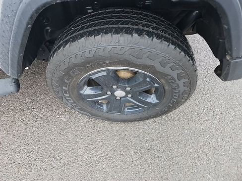 Used 2019 Jeep Wrangler Unlimited Sport S AWD/4WD image 12