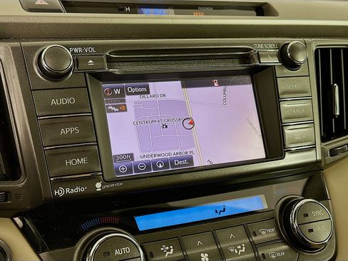 Used 2014 Toyota RAV4 Limited image 22