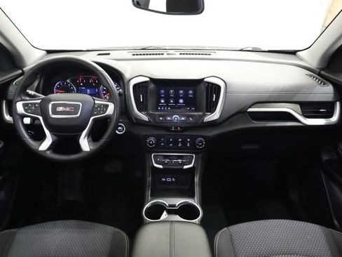 Used 2024 GMC Terrain SLE image 13