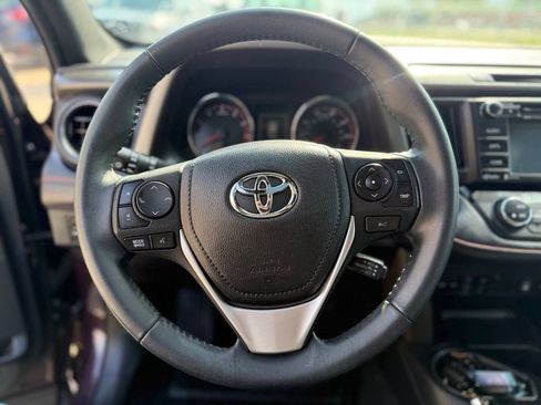 Used 2017 Toyota RAV4 SE w/ Power Extra Value Package AWD/4WD image 31