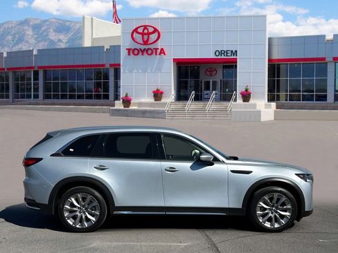 Used 2024 MAZDA CX-90 3.3 Turbo w/ Premium Package image 3