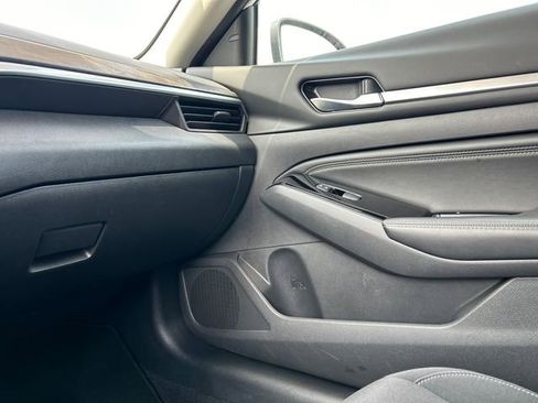 Certified 2023 Nissan Altima 2.5 SV w/ SV Premium Package image 19