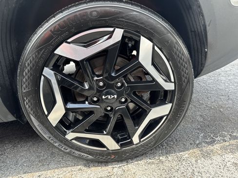 Used 2024 Kia Seltos SX AWD/4WD image 41