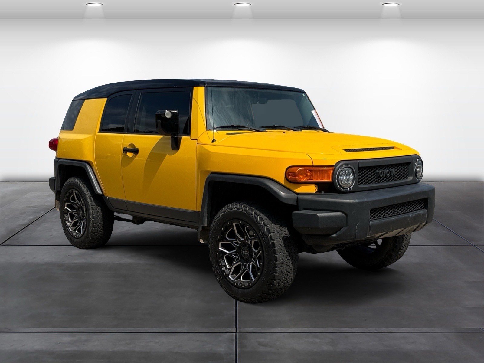 Used 2007 Toyota FJ Cruiser 2WD image 2