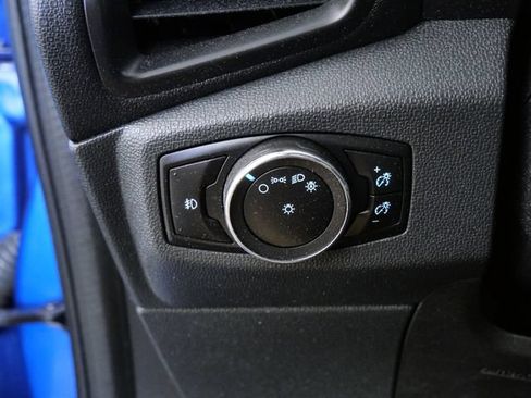 Certified 2019 Ford EcoSport SE w/ SE Convenience Package AWD/4WD image 21