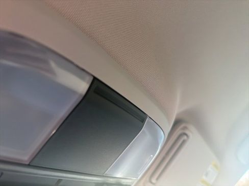 Certified 2024 Subaru Crosstrek 2.0i Premium image 20