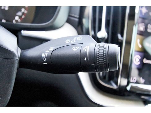 Used 2021 Volvo XC60 T5 Inscription w/ Advanced Package image 20