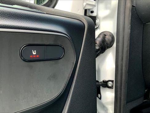 Used 2025 Mercedes-Benz Sprinter 2500 image 11