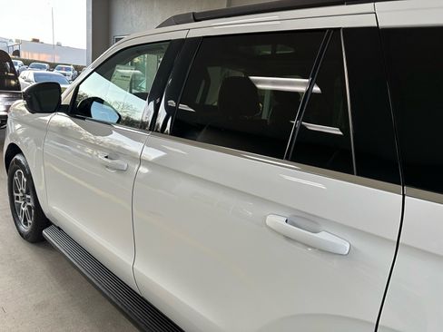 Certified 2025 Ford Expedition Active image 13