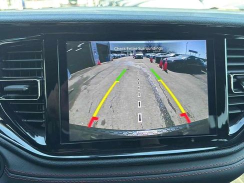 Used 2025 Dodge Durango GT RWD image 45