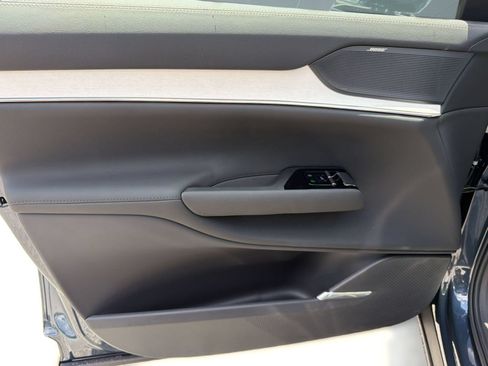 New 2026 Volvo EX90 Ultra AWD/4WD image 13