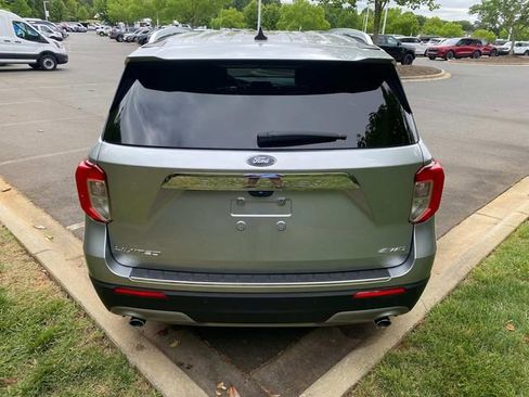 Used 2021 Ford Explorer Limited w/ Equipment Group 301A AWD/4WD image 32